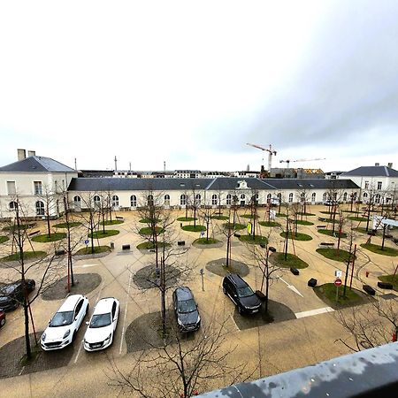 Hotel De La Gare - Restaurant Bistro Quai ลารอช-ซูร์-ยง ภายนอก รูปภาพ